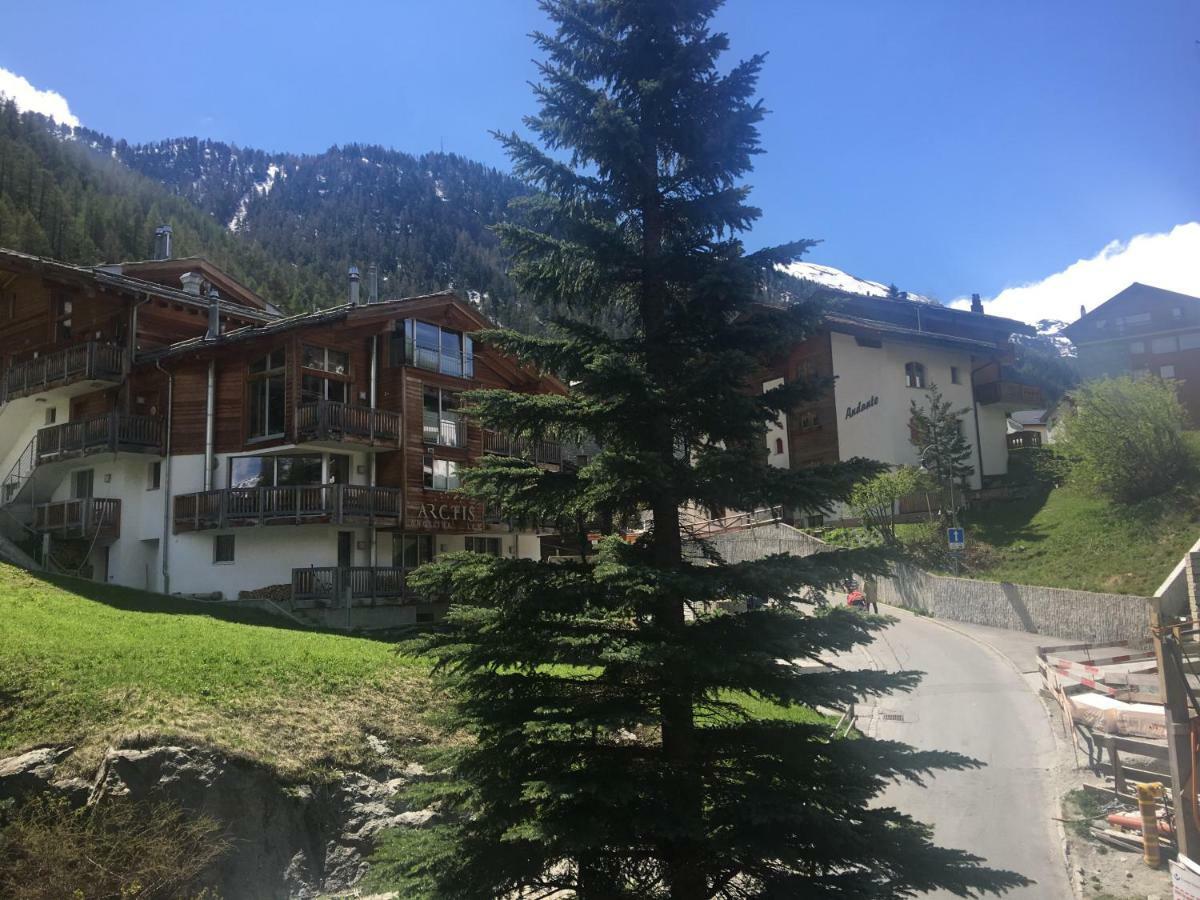 Appartement Haus Colmar à Zermatt Extérieur photo
